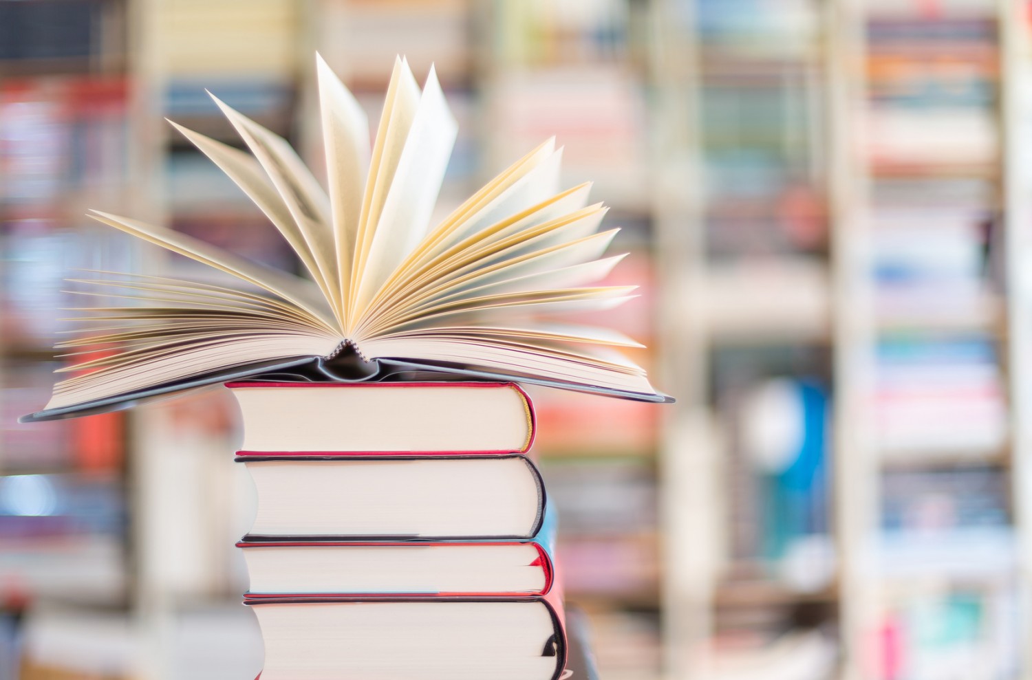 Les meilleurs livres pour réviser le bac Spécialités Scientifiques 2024